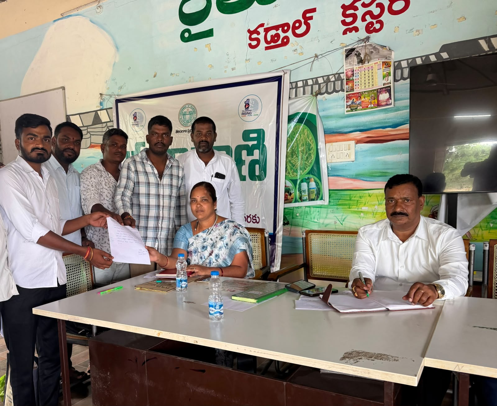 ప్రతిభ విద్యానికేతన్ పాఠశాల అనుమతులు రద్దు చేయాలని ప్రజావాణిలో ఫిర్యాదు